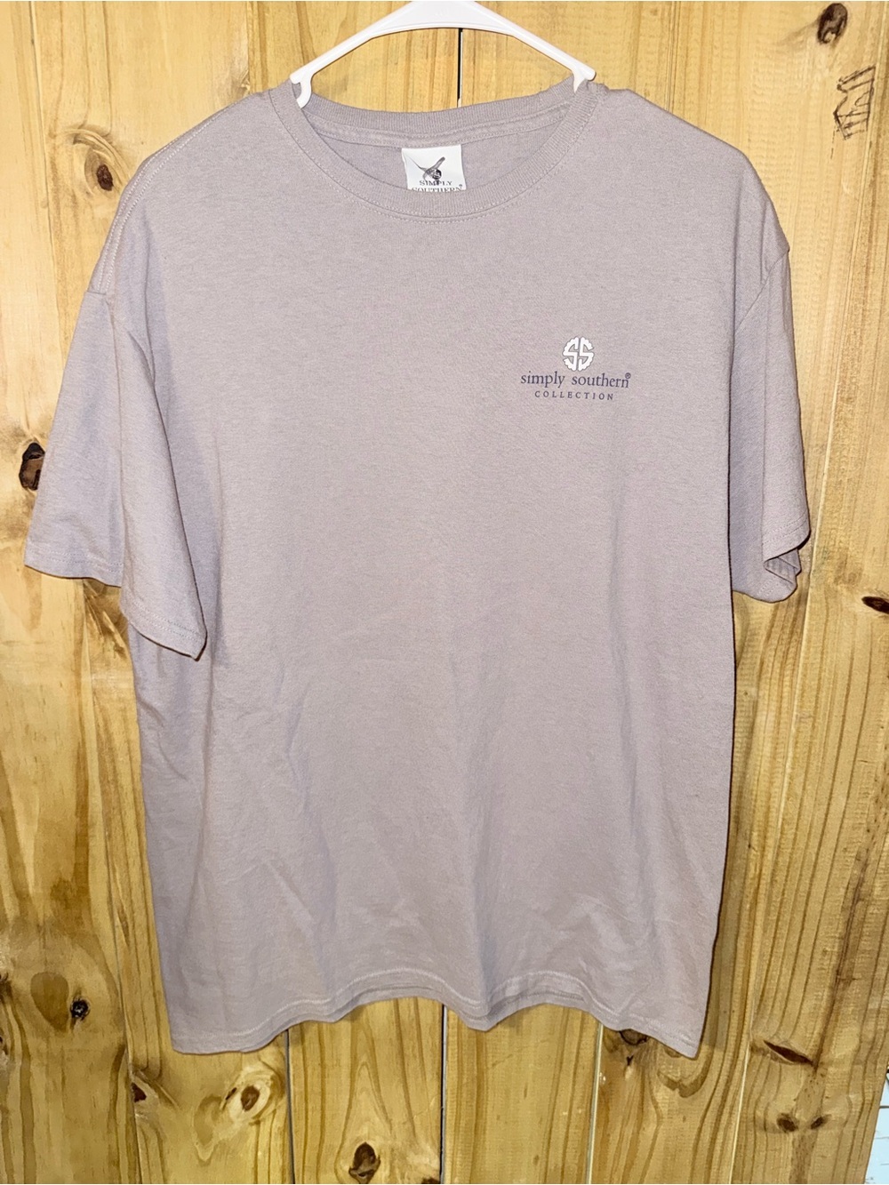 Simply Southern Men's Short-Sleeve Tee in Light Taupe